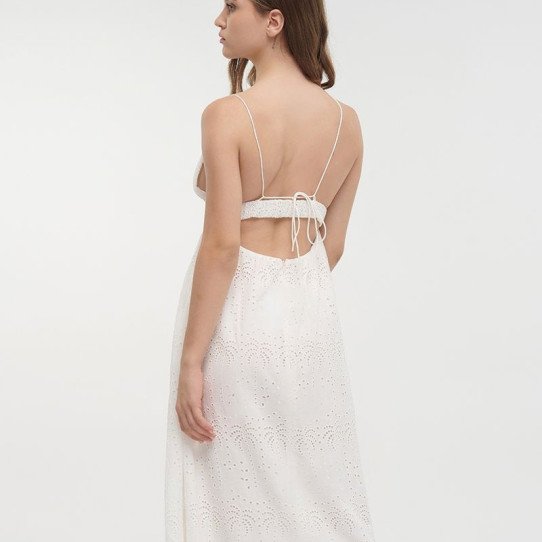 Dresss with open back