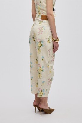 SOLD OUT-BUTTER BLOSSOM JEANS