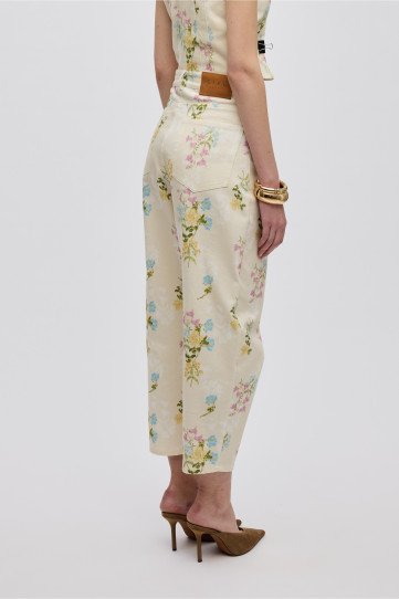 SOLD OUT-BUTTER BLOSSOM JEANS