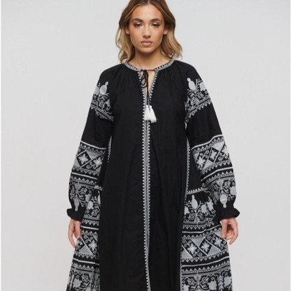Dress in black white